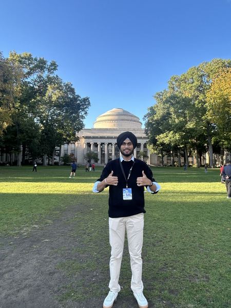 Thumbs up at the MIT dome